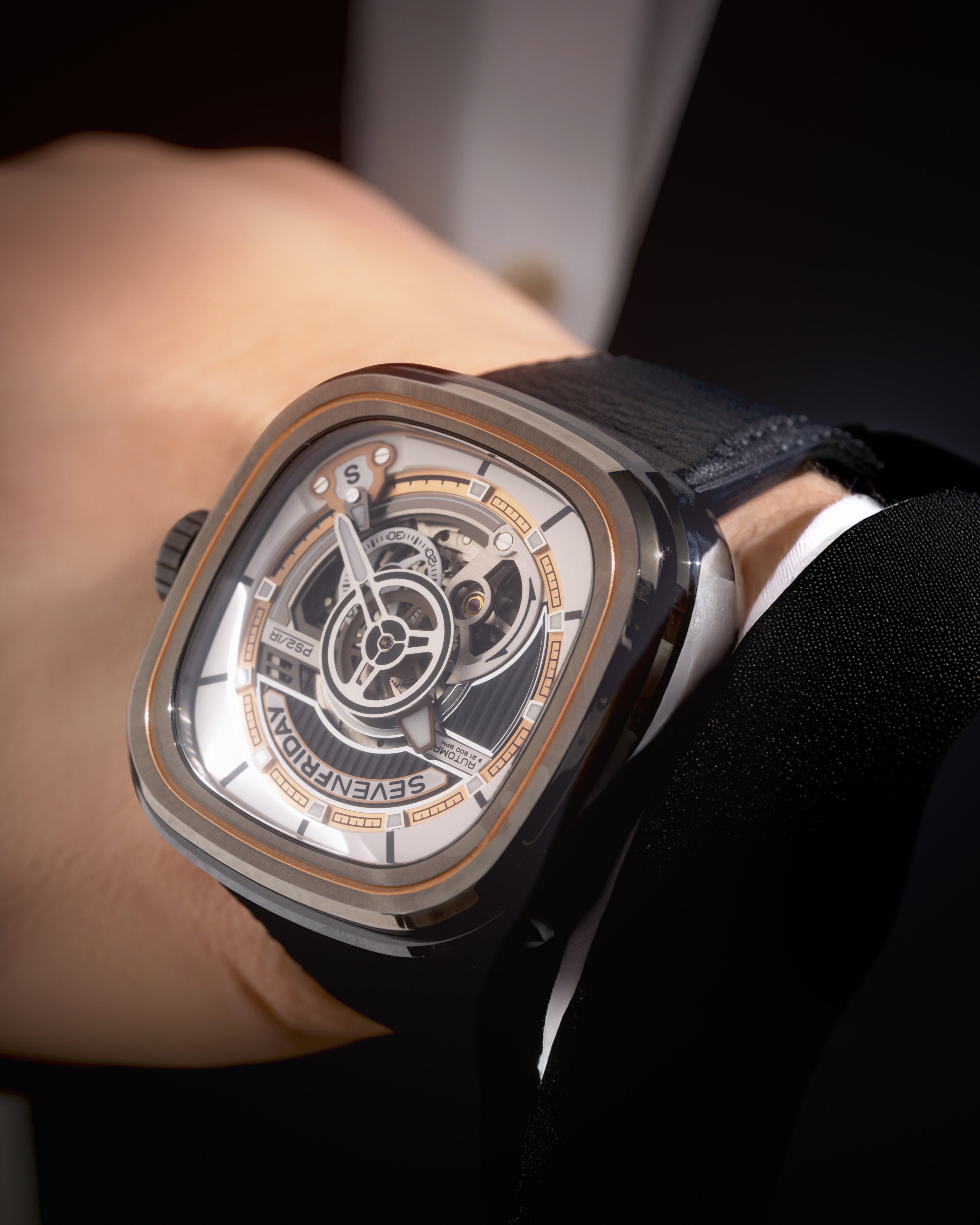 SEVENFRIDAY PS2/03 "BC"