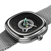 SEVENFRIDAY PG1/01M "GMT"