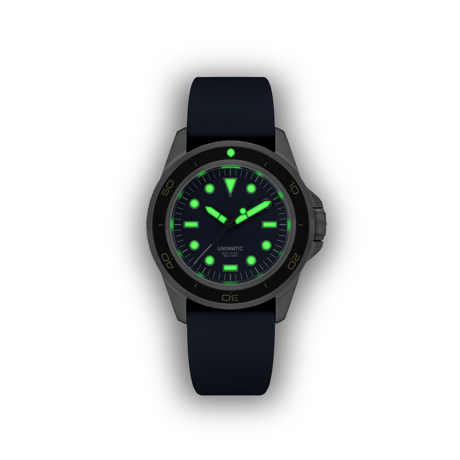 U1-DHN-hero-SLV-min.png