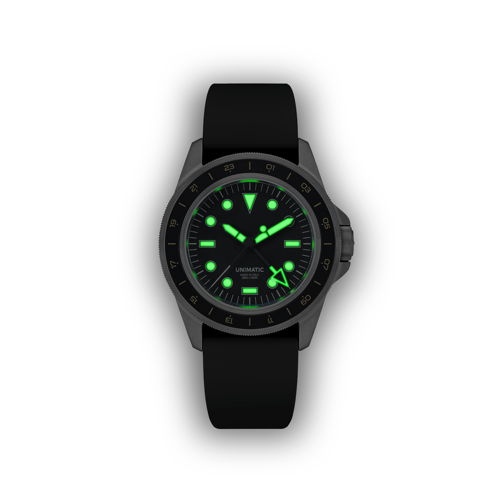 U1-GMT-DHB-hero-SLV-min.png