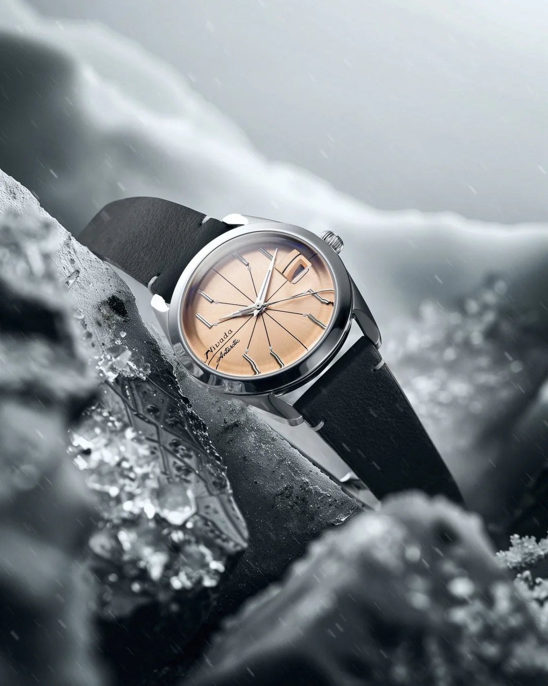 NIVADA ANTARCTIC SPIDER SALMON - Red Army Watches 
