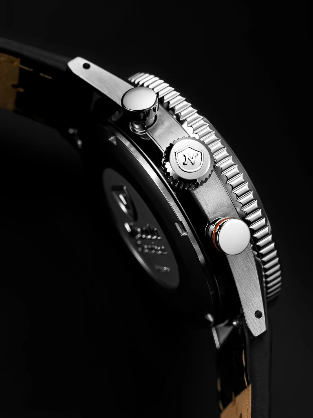 NIVADA CHRONOKING MECAQUARTZ RACING CARBON - Red Army Watches 