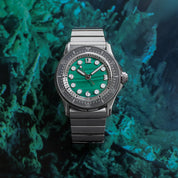 HORIZON NEMOLITHIC WITH MALACHITE STONE DIAL - Red Army Watches 