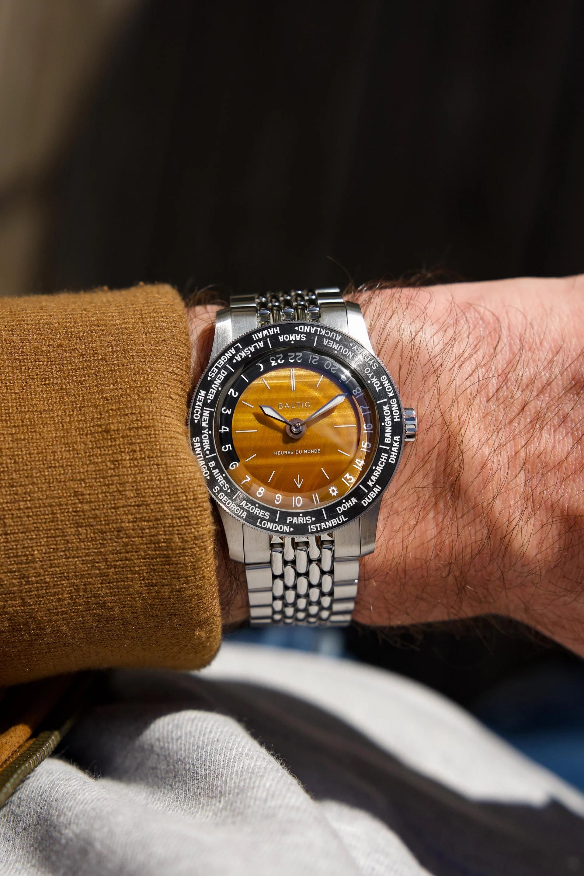 BALTIC HEURES DU MONDE WORLDTIMER - TIGER EYE - Red Army Watches 