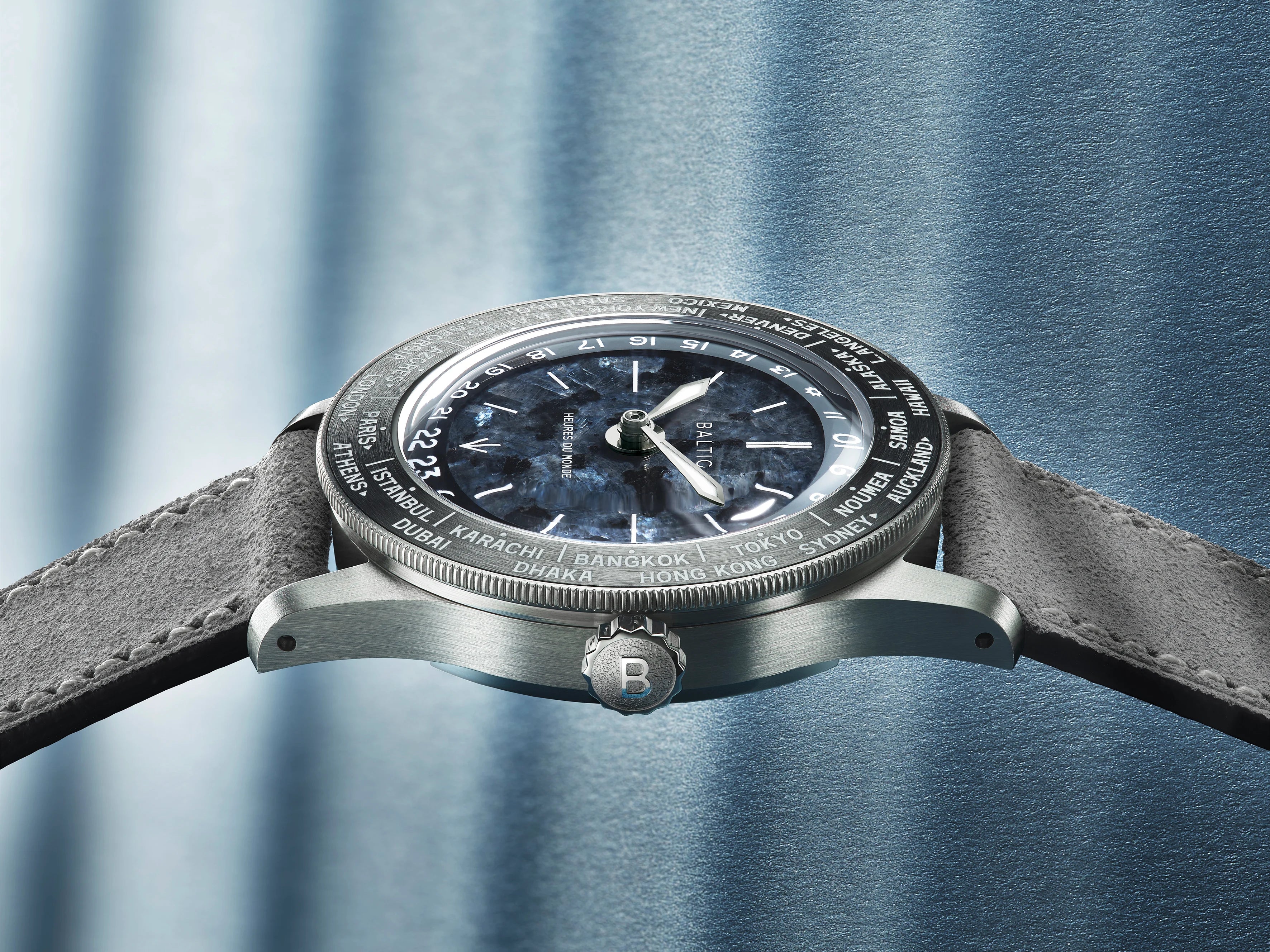 BALTIC HEURES DU MONDE WORLDTIMER - LABRADORITE - Red Army Watches 