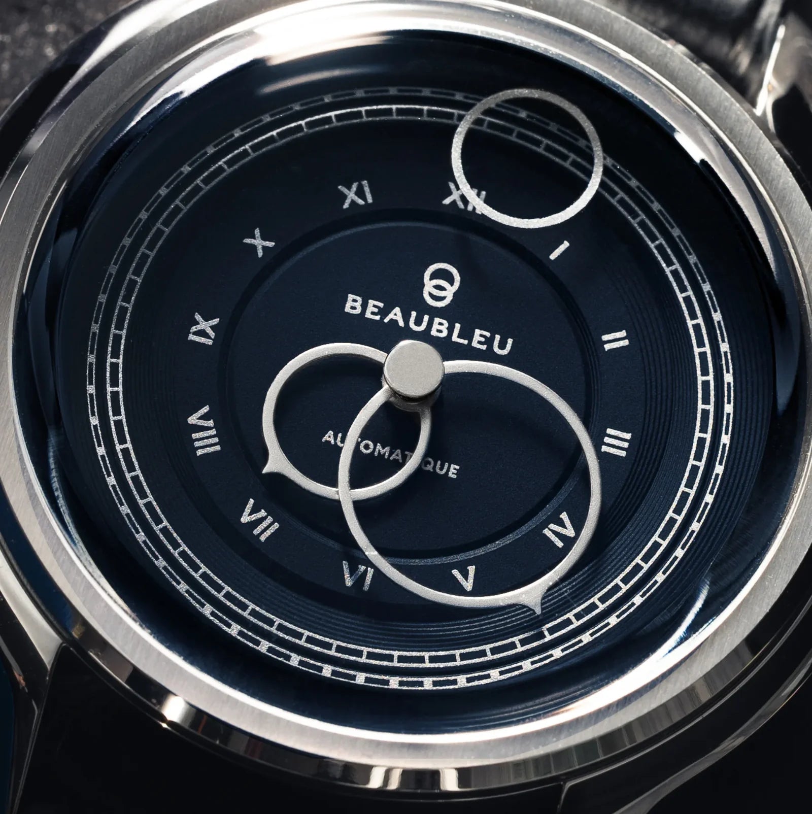 BEAUBLEU La Pièce n°1 - Empire Blue - Red Army Watches 