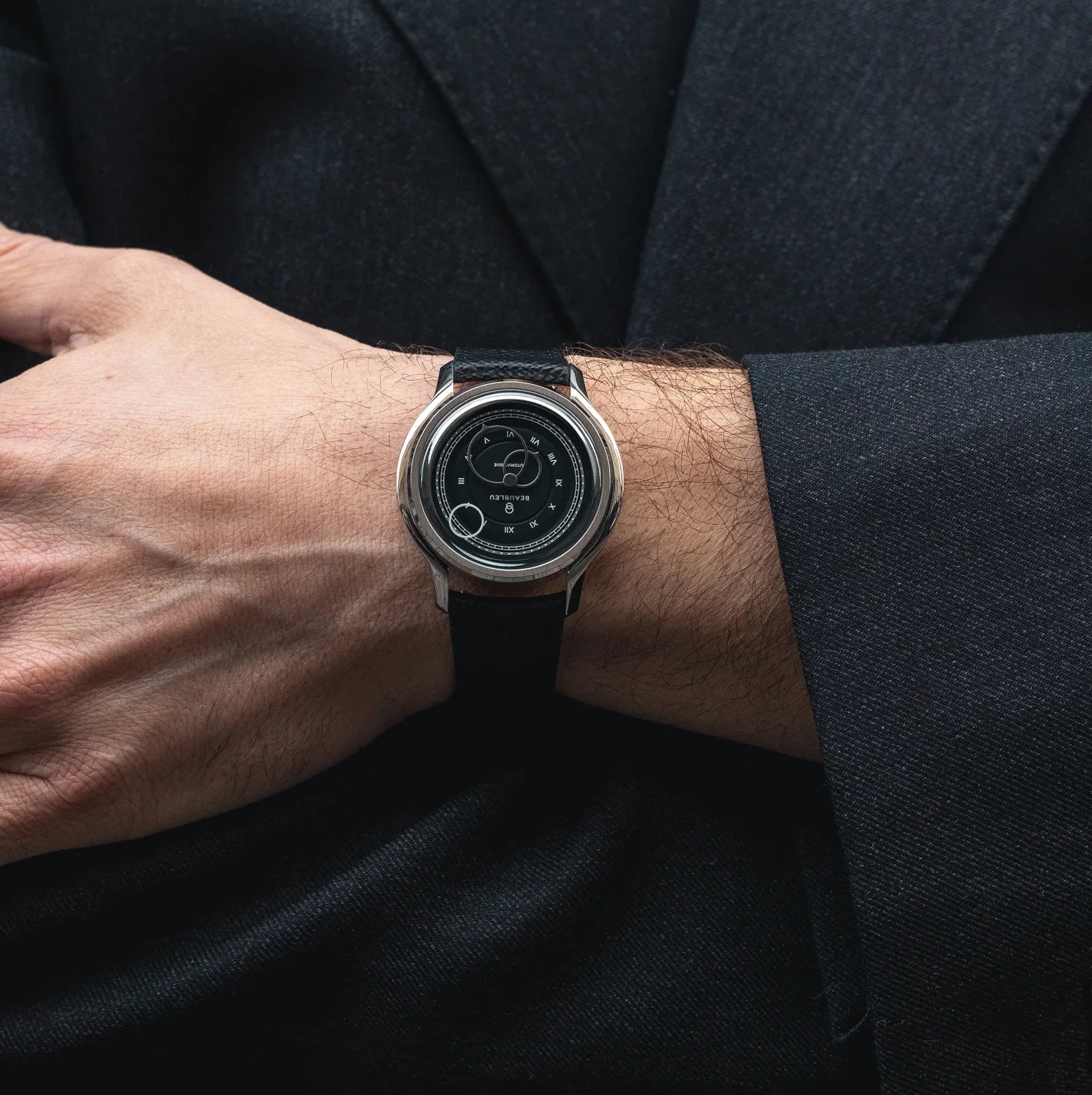 BEAUBLEU La Pièce n°1 - Graphite - Red Army Watches 