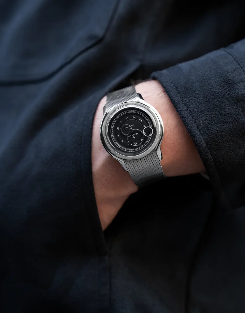 BEAUBLEU La Pièce n°1 - Graphite - Red Army Watches 