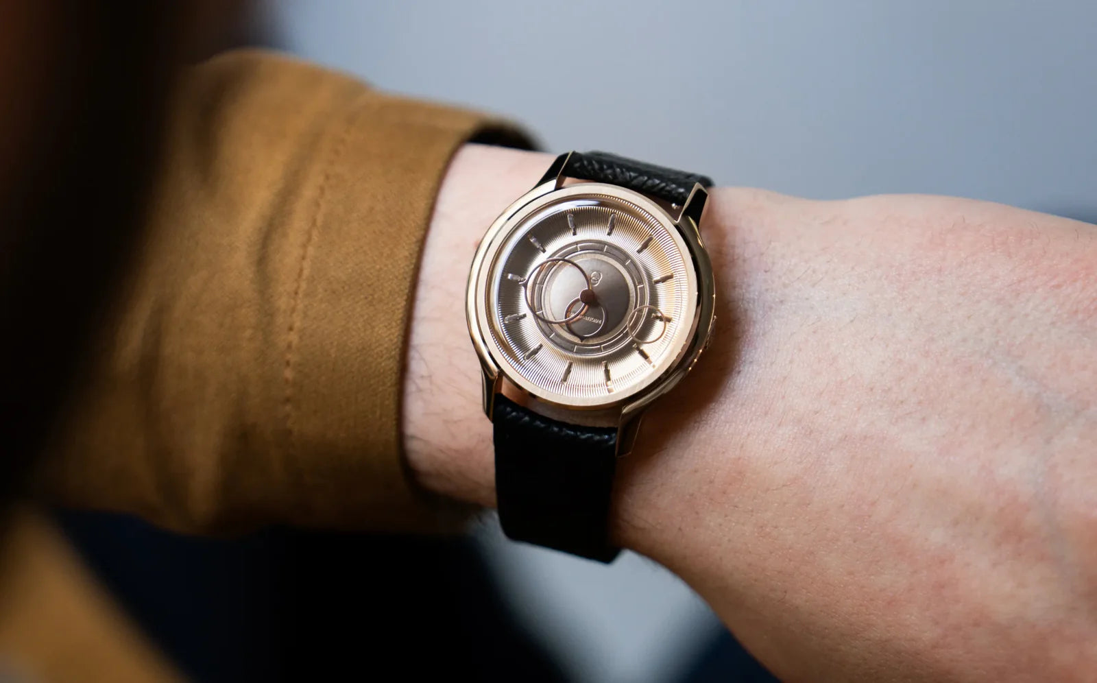 BEAUBLEU La Pièce n°2 - Rose Gold - Red Army Watches 