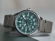 LACO PILOT WATCH BASIC AACHEN GRUN 39MM AUTOMATIC