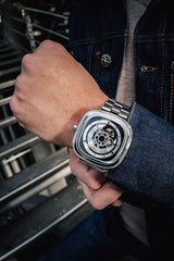 SEVENFRIDAY P1B/01M - Red Army Watches 