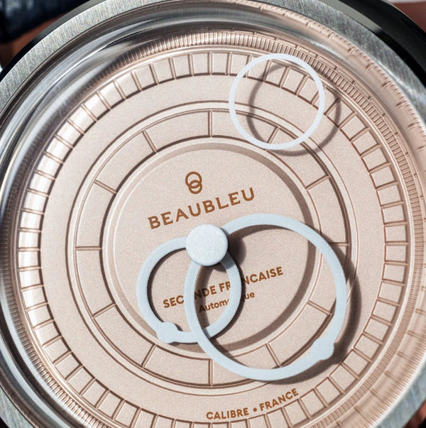 BEAUBLEU Seconde Française 20.24 Salmon - Red Army Watches 