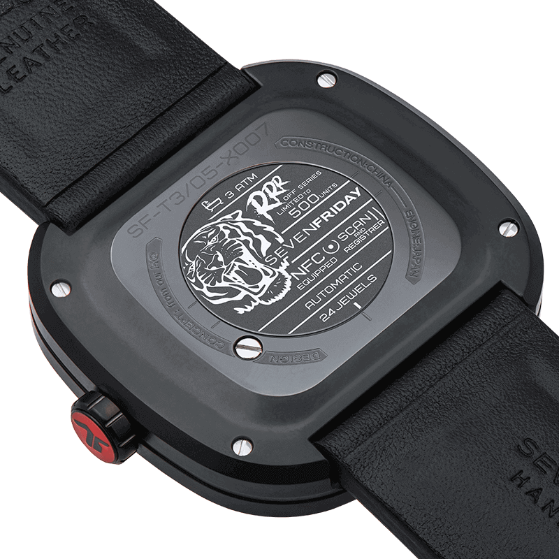 SEVENFRIDAY T3/05 RED TIGER - Red Army Watches 