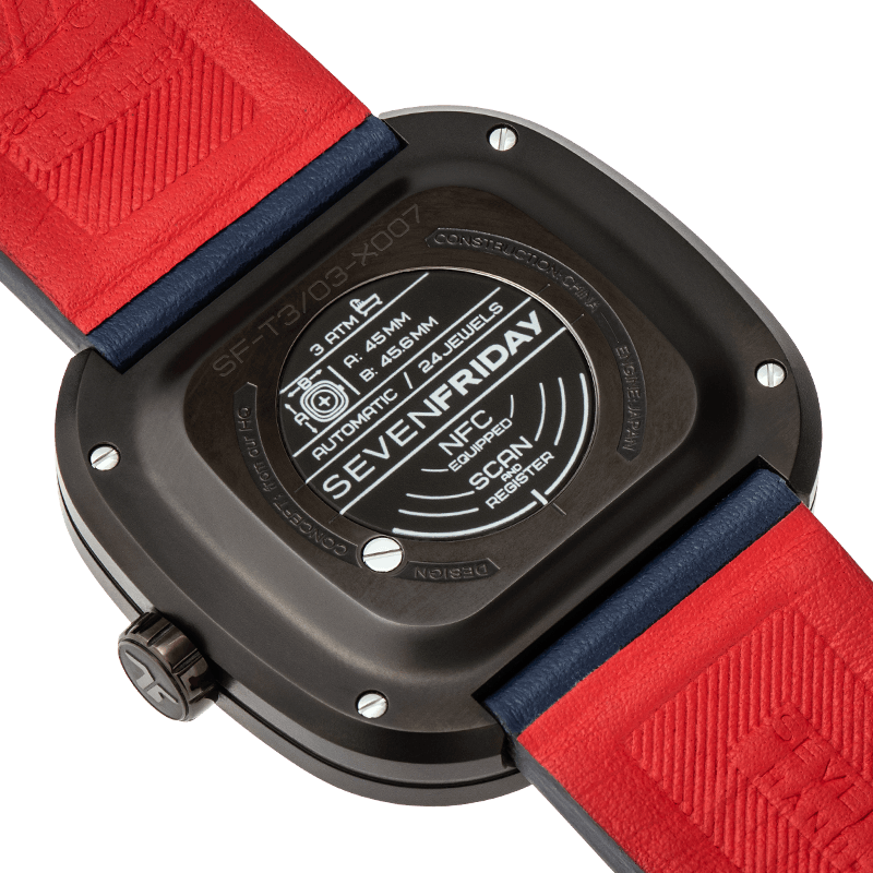 SEVENFRIDAY T3/03 - Red Army Watches 