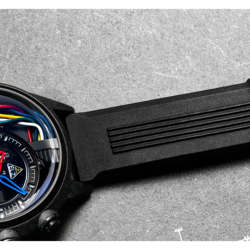 The ELECTRICIANZ Carbon Z 42mm with Black Rubber - Red Army Watches 