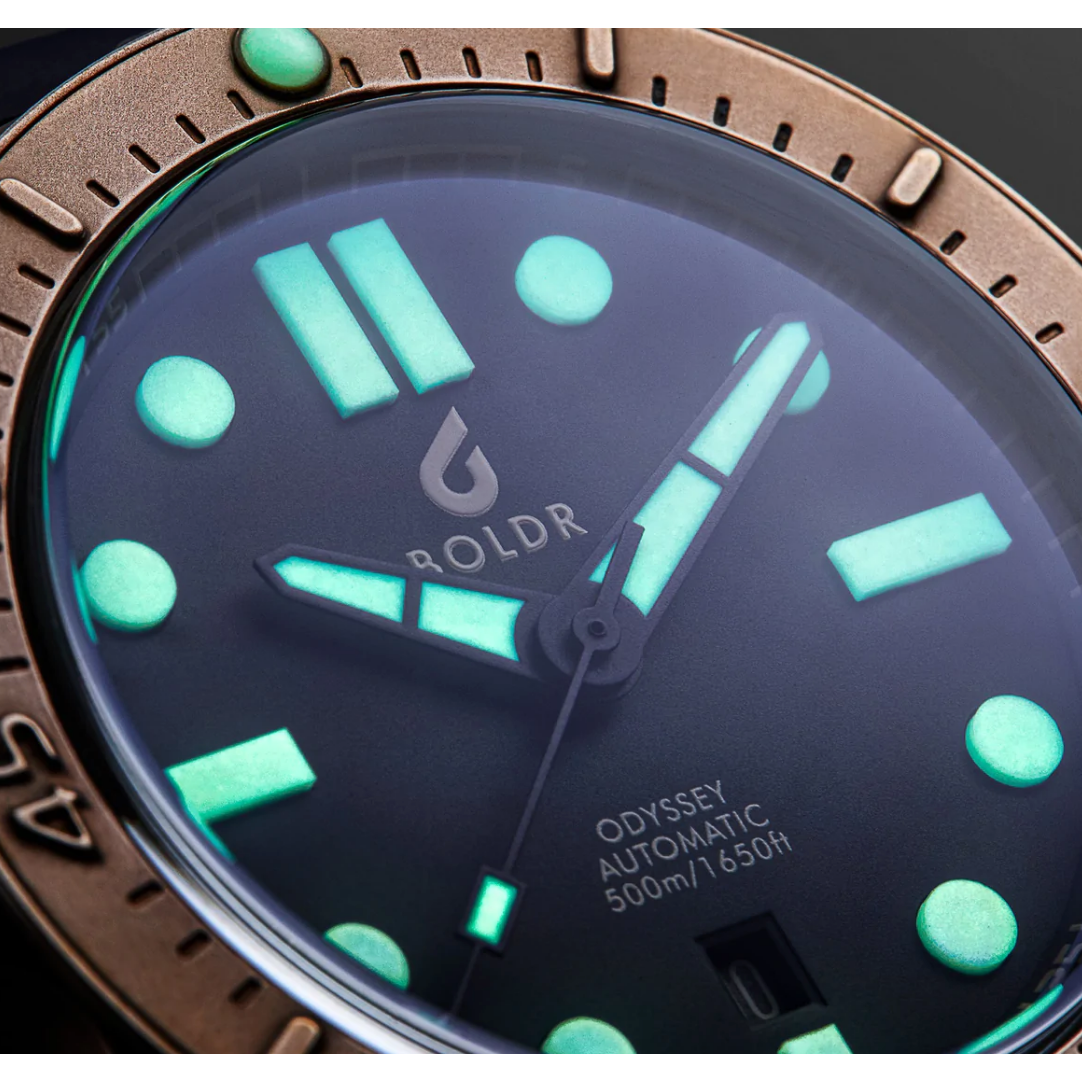 BOLDR Odyssey Bronze Coal Black - Red Army Watches 