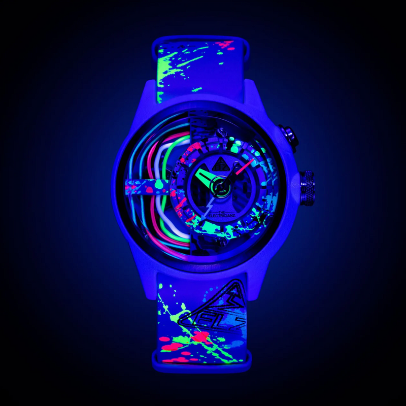 The ELECTRICIANZ Neon Z White Limited Edition - Red Army Watches 