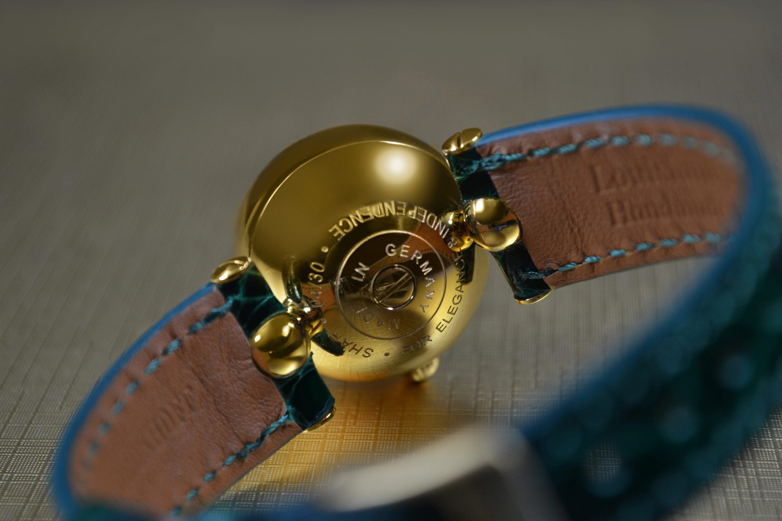 ALEXANDER SHOROKHOFF Shar Green malachite - Red Army Watches 