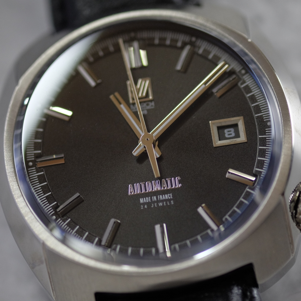 MARCH LA.B AM1 – Automatic Black 40mm - Red Army Watches 