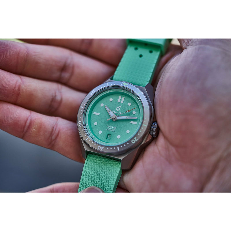 BOLDR Odyssey Freediver Mint Green - Red Army Watches 